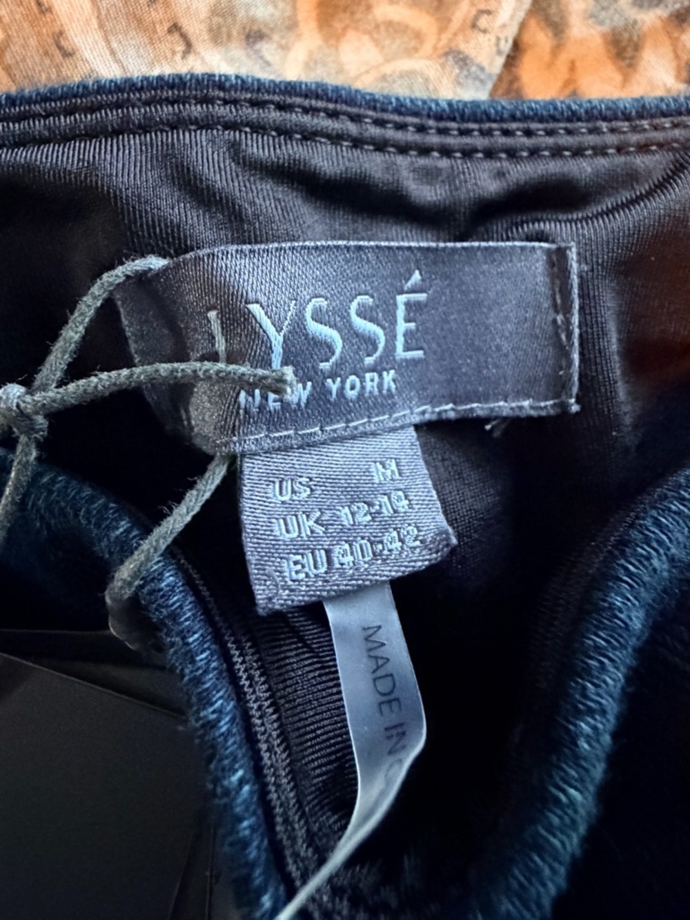 Lysse Straight Leg Pull On Stretch Denim Jeans- M NWT - Picture 5 of 5